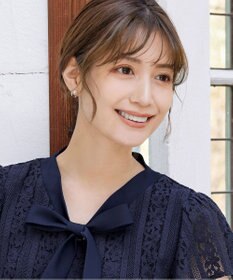 Tiaclasse 小ぶりパール付きピアス