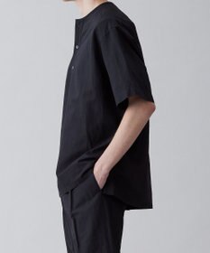 UNFILO MENS ライトリネン ヘンリーネックシャツ [23年春夏商品]