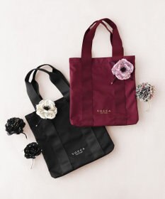 TOCCA 【アップサイクルコサージュ付き・美香＆Lovécoコラボ・数量限定・A4サイズ対応】FLOWER IN HEART BAG バッグ