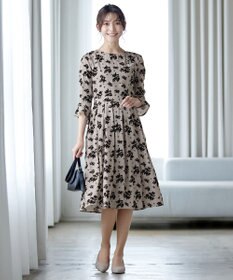 Tiaclasse 【安田美沙子さん着用・洗える】フラワーフロッキーワンピース