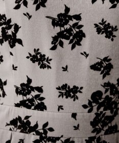 Tiaclasse 【安田美沙子さん着用・洗える】フラワーフロッキーワンピース