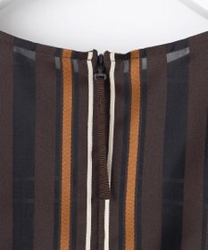 自由区 マルチストライプジャカードノースリーブ ブラウス