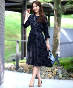 Tiaclasse 【安田美沙子さん着用・洗える】フラワーフロッキーワンピース