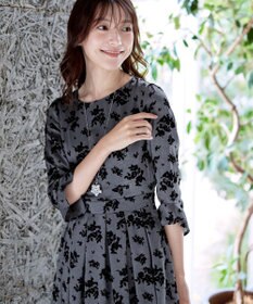 Tiaclasse 【安田美沙子さん着用・洗える】フラワーフロッキーワンピース