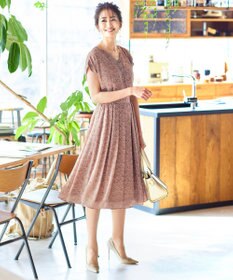 Tiaclasse L 【洗える】程良い透け感のシフォン花柄フレンチワンピース