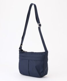 Y'SACCS ナイロンタフタショルダーバッグ　ミディアム