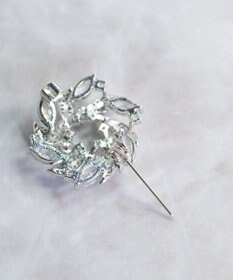 Tiaclasse リーフパールブローチ