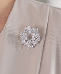 Tiaclasse リーフパールブローチ