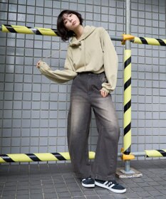 WEGO ピグメントショートグラフィックプルパーカー