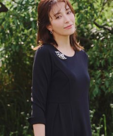 Tiaclasse ウェーブロングパールブローチ