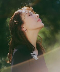 Tiaclasse ウェーブロングパールブローチ