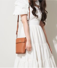 LA BAGAGERIE 【maison vert】【多収納】スマホショルダー