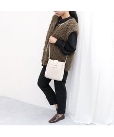 UNBILLION 【テレビ ドラマ着用アイテム】カシュカシュ cachecache / 3つ口縦型ショルダーバッグ