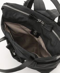 Y'SACCS ストリームラインデイパック