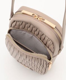 LA BAGAGERIE ランダムプリーツショルダーバッグ タテ