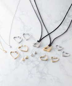 23区 【WEB限定】プチ ハート ピアス