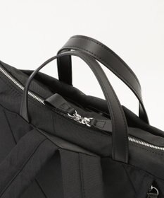 Y'SACCS ストリームラインデイパック