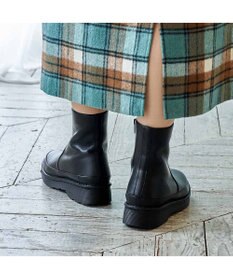 ing <ing>【WEB限定】ボリュームソールラウンドショートブーツ