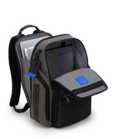 TUMI ALPHA BRAVO 「サーチ」バックパック