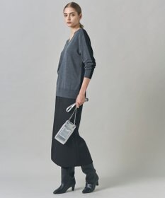 ICB L 【洗える】コンパクトファインウール Vネックニット