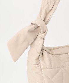 LA BAGAGERIE 【maison vert】 【超軽量！】キルティングショルダーバッグ