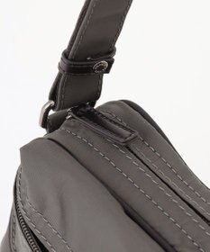 Y'SACCS 【Y’SACCS vous et】ナイロン×ポリウレタン ポシェット