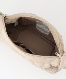 LA BAGAGERIE 【maison vert】 【超軽量！】キルティングショルダーバッグ