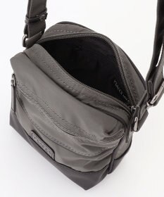 Y'SACCS 【Y’SACCS vous et】ナイロン×ポリウレタン ポシェット