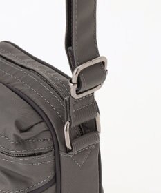 Y'SACCS 【Y’SACCS vous et】ナイロン×ポリウレタン ポシェット