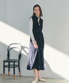 YECCA VECCA ビットプリントプリーツスカーフ