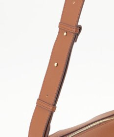 組曲 ハーフムーンショルダー バッグ