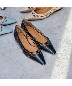 MODE ET JACOMO <carino>レーザーカットフラットパンプス