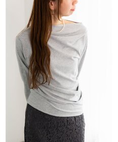 Te chichi スムースアシメロングスリーブプルオーバー《2025Autumn catalog vol.2 item》