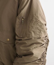 Green Parks ・ｓｗｉｎｇ　ｂｙ　ティペット付ミリタリーブルゾン