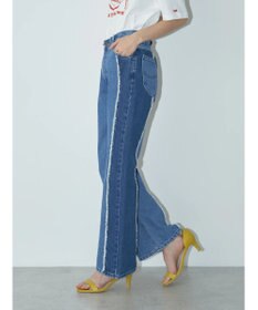 earth music&ecology Ｌｅｅ×ｅ．ｍ．ａ．ｅ　切替デニムフレアパンツ