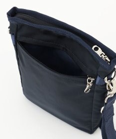 Y'SACCS テープデザイン　トラベルポシェット