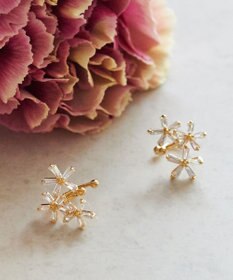 Phoebe フラワーガーデンカフイヤリング