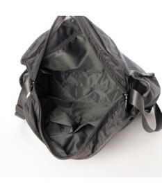 Y'SACCS 【Y’SACCS vous et】リップストップナイロンショルダー Mサイズ