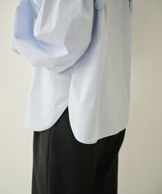 #Newans 【洗濯機可能/シワになりにくい】〈春名亜美さんコラボ〉ショルダーフリルブラウス