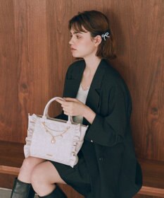 Maison de FLEUR チャーム付きリボンキルティング2Wayトート
