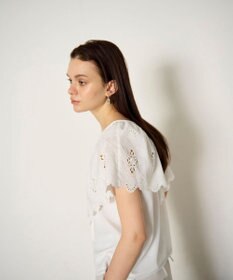 GRACE CONTINENTAL 刺繍ラッフルカラーノースリーブ トップ