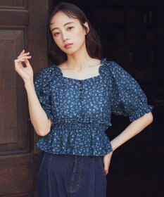 earth music&ecology フラワー刺繍フリルヘムブラウス