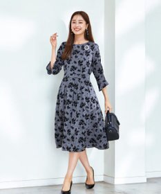 Tiaclasse 【安田美沙子さん着用・洗える】フラワーフロッキーワンピース