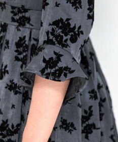 Tiaclasse 【安田美沙子さん着用・洗える】フラワーフロッキーワンピース