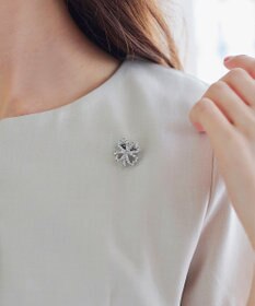 Tiaclasse ダイヤモンドカットブローチシリーズ
