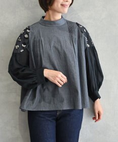 muuc 〈遠州織物の工場で織られた上質なコットン生地〉〈オーガニックコットン〉〈チュール素材に花刺繍〉あじさい小花刺繍ブラウス