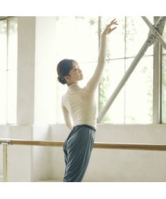 Chacott ハイネックトップ (サーモギア(R)糸使用）