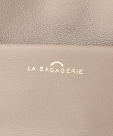 LA BAGAGERIE シープレザー　スクエアミニマムポシェット
