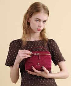 TOCCA CHECKER CLOVER VANITY ヴァニティバッグ