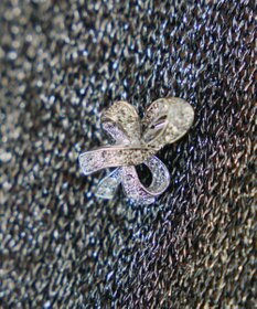 Tiaclasse ダイヤモンドカットブローチシリーズ